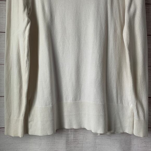 Anne Klein White Cardigan Sweater Gold Button Front Pockets Size Small - Picture 7 of 13